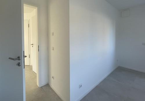 Blick vom Schlafzimmer in Flur