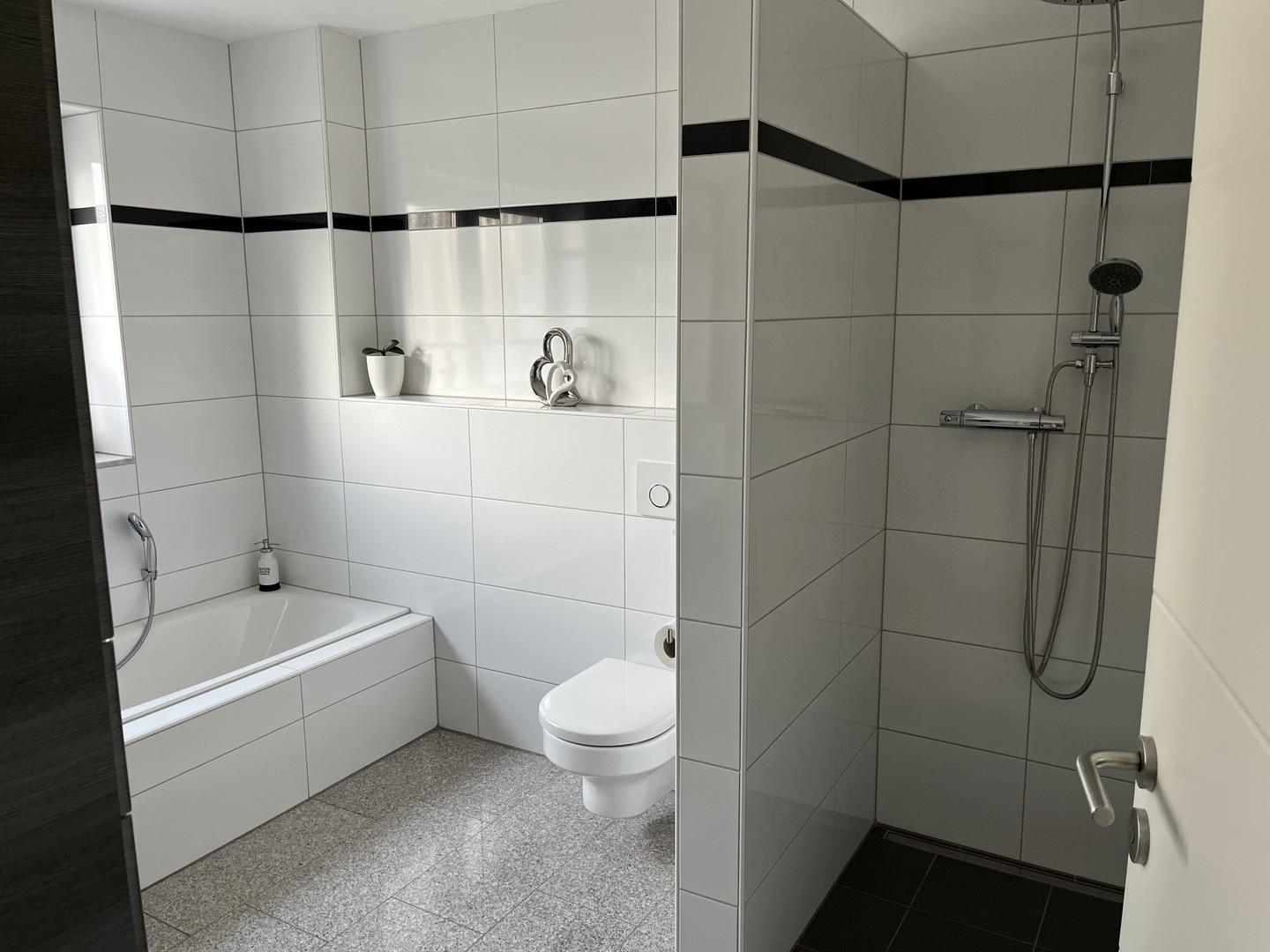Badezimmer EG