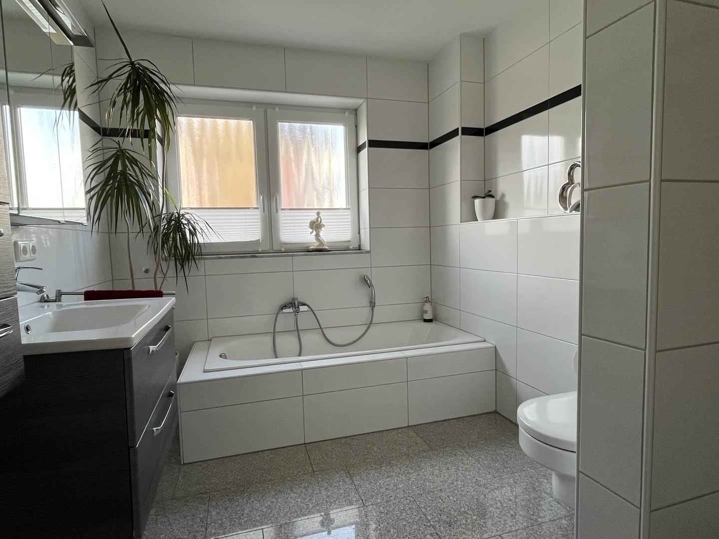 Badezimmer EG