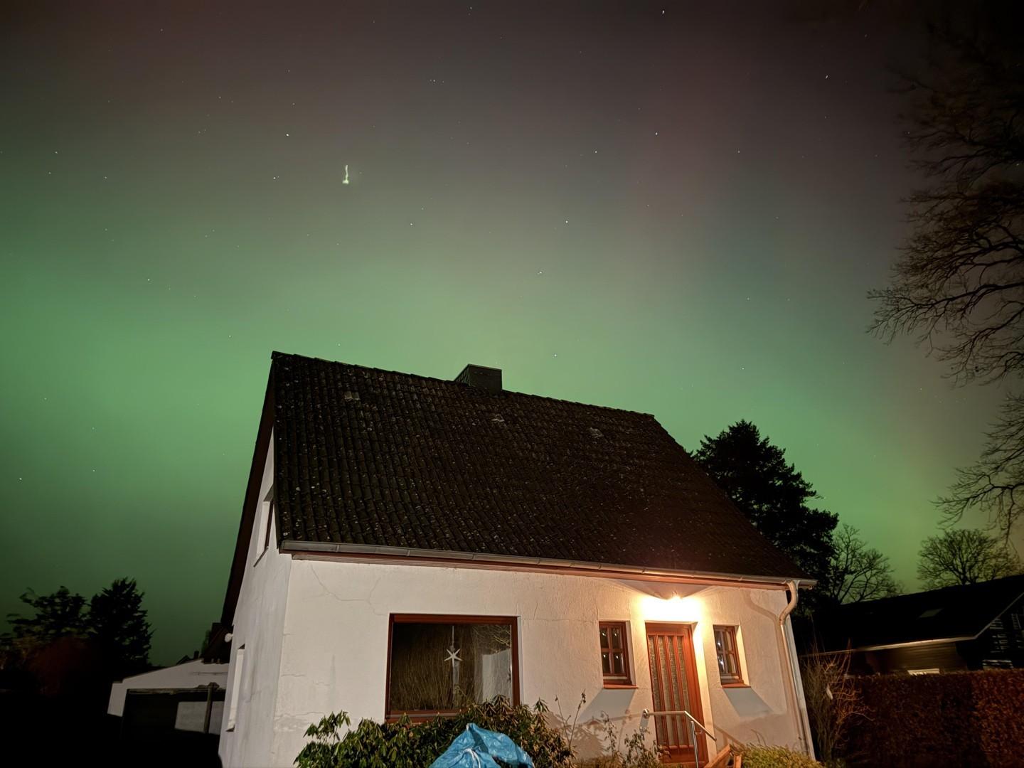 Blick mit Polarlichtern