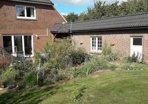 Blick vom Garten aus