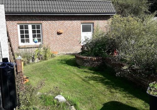 Garten und Garage