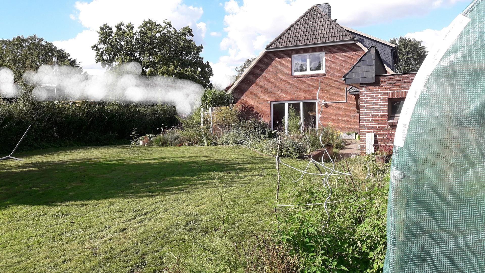 Gartenansicht aufs Haus