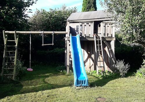 das zusätzliche Haus f. Kinder