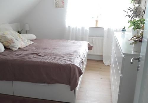 Schlafzimmer DG
