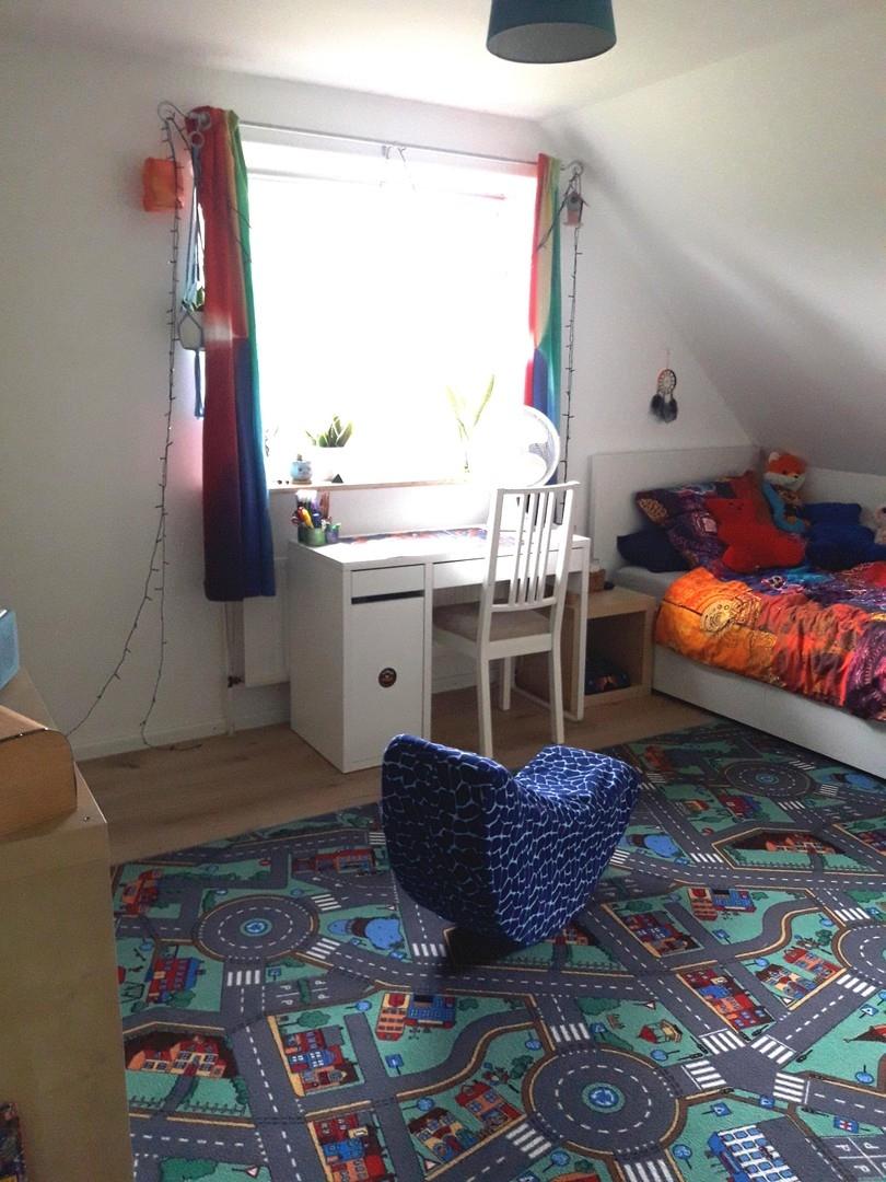 Schlafzimmer 2 DG