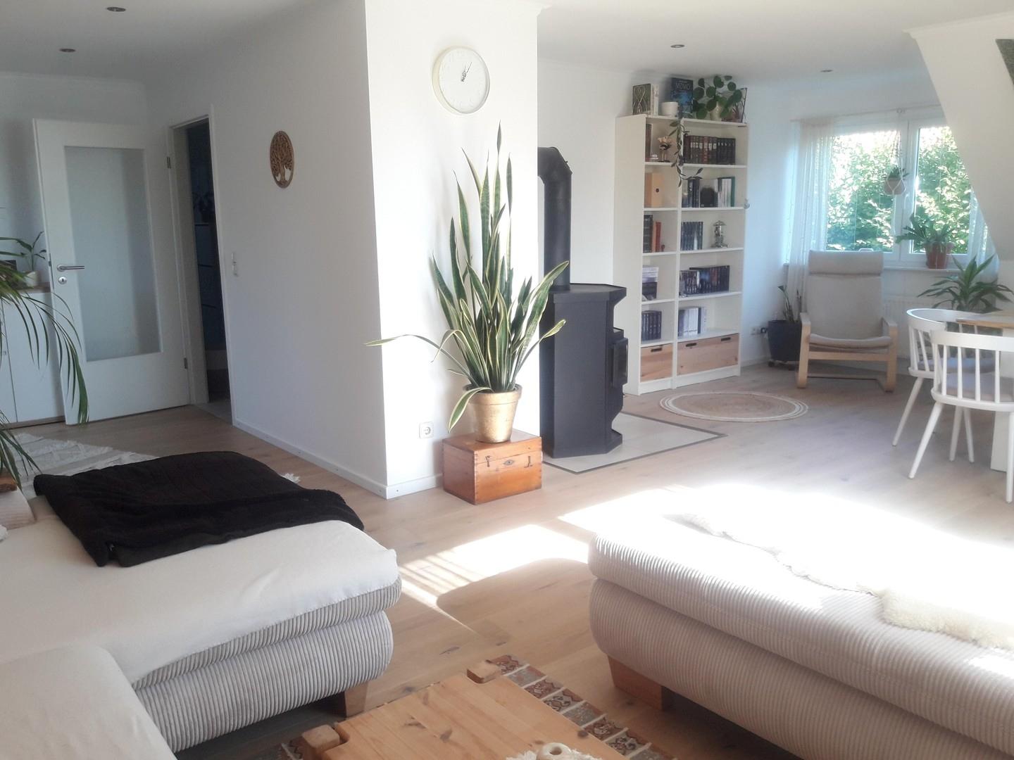 Wohnzimmer DG