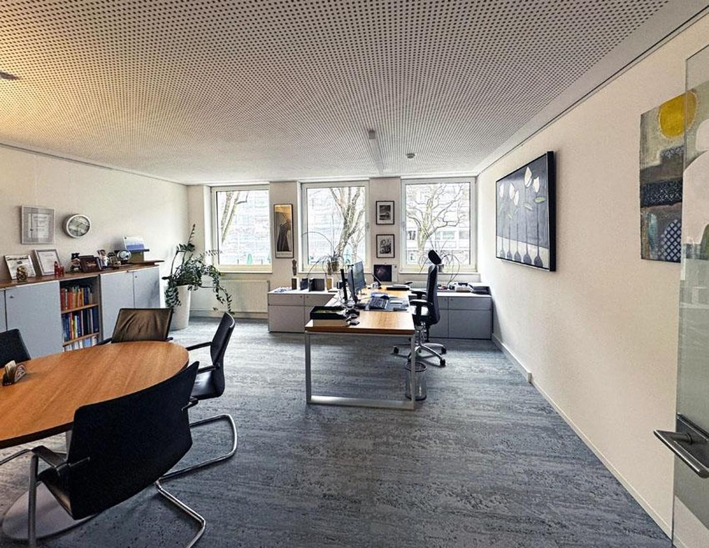 Büro