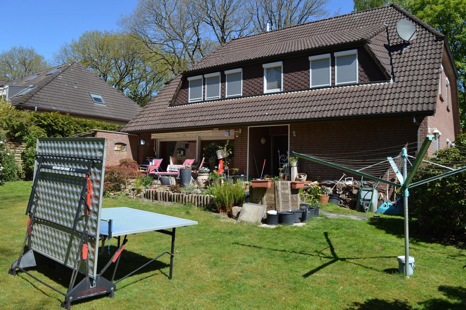 Garten mit Terrasse