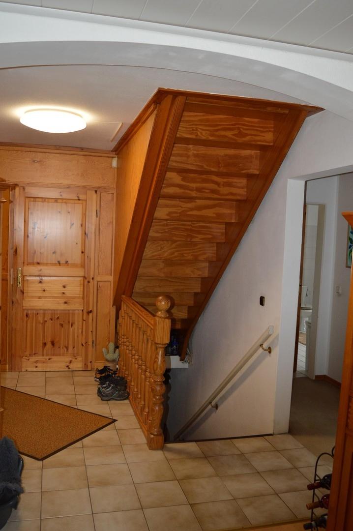 Flurbereich EG/ Trenntür z. OG