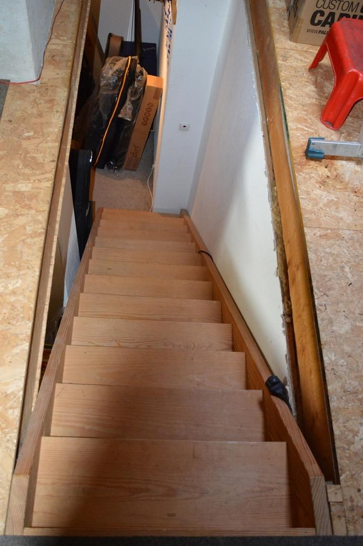 Treppe mit Blick vom DG zum OG