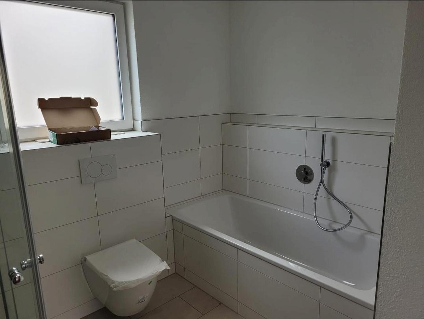 Badewanne / WC