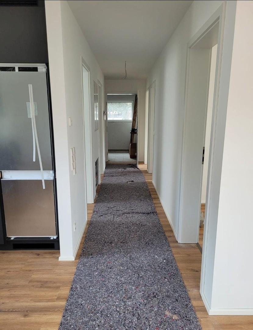 Flur Richtung Ausgang
