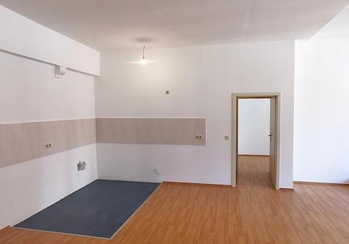 Wohn-/Esszimmer mit Küche