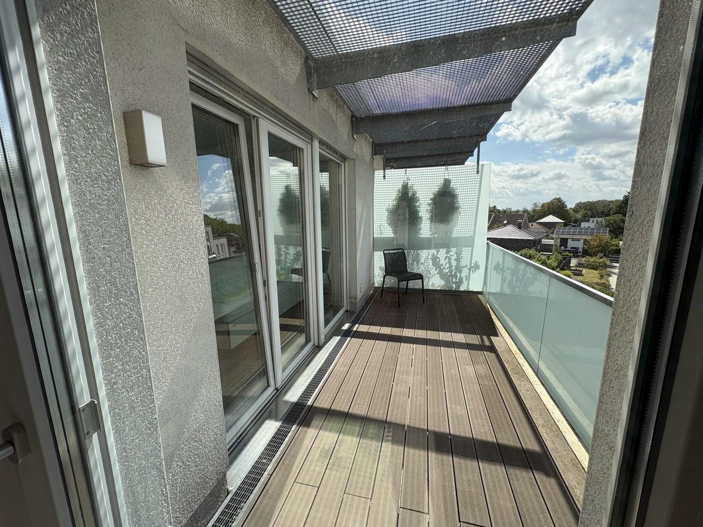 oberer Balkon