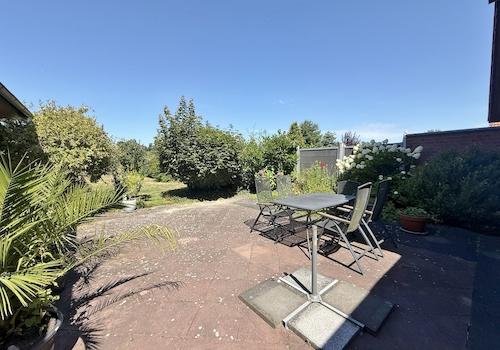 mit Zugang zur Terrasse