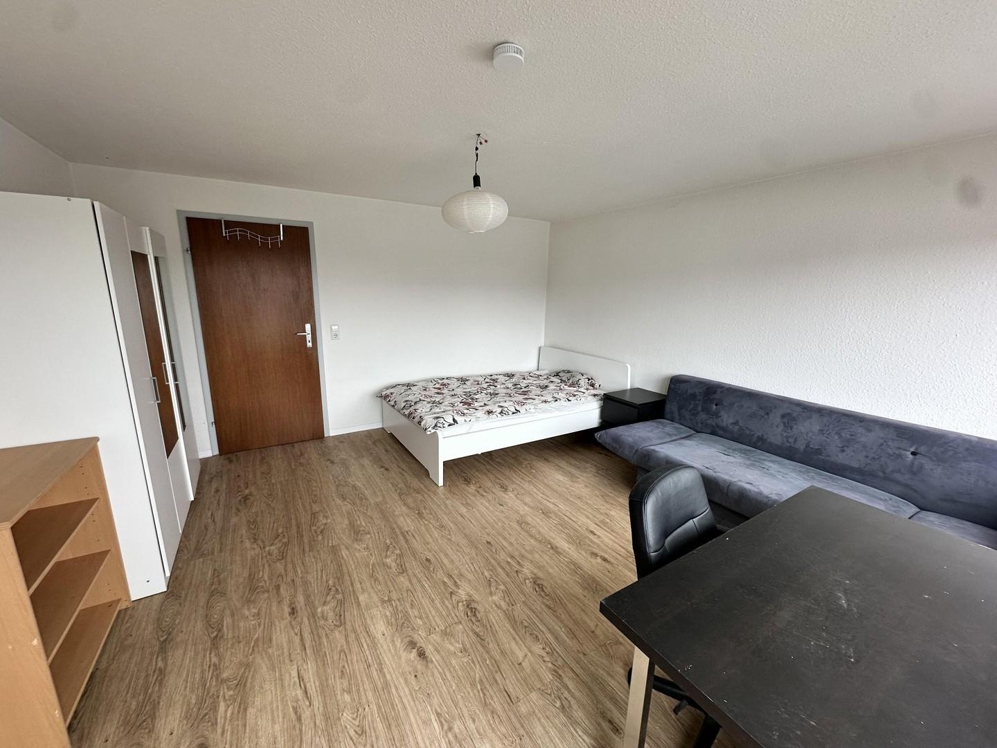 WG-Zimmer 1 möbliert