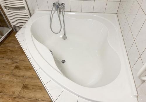 Badewanne im OG