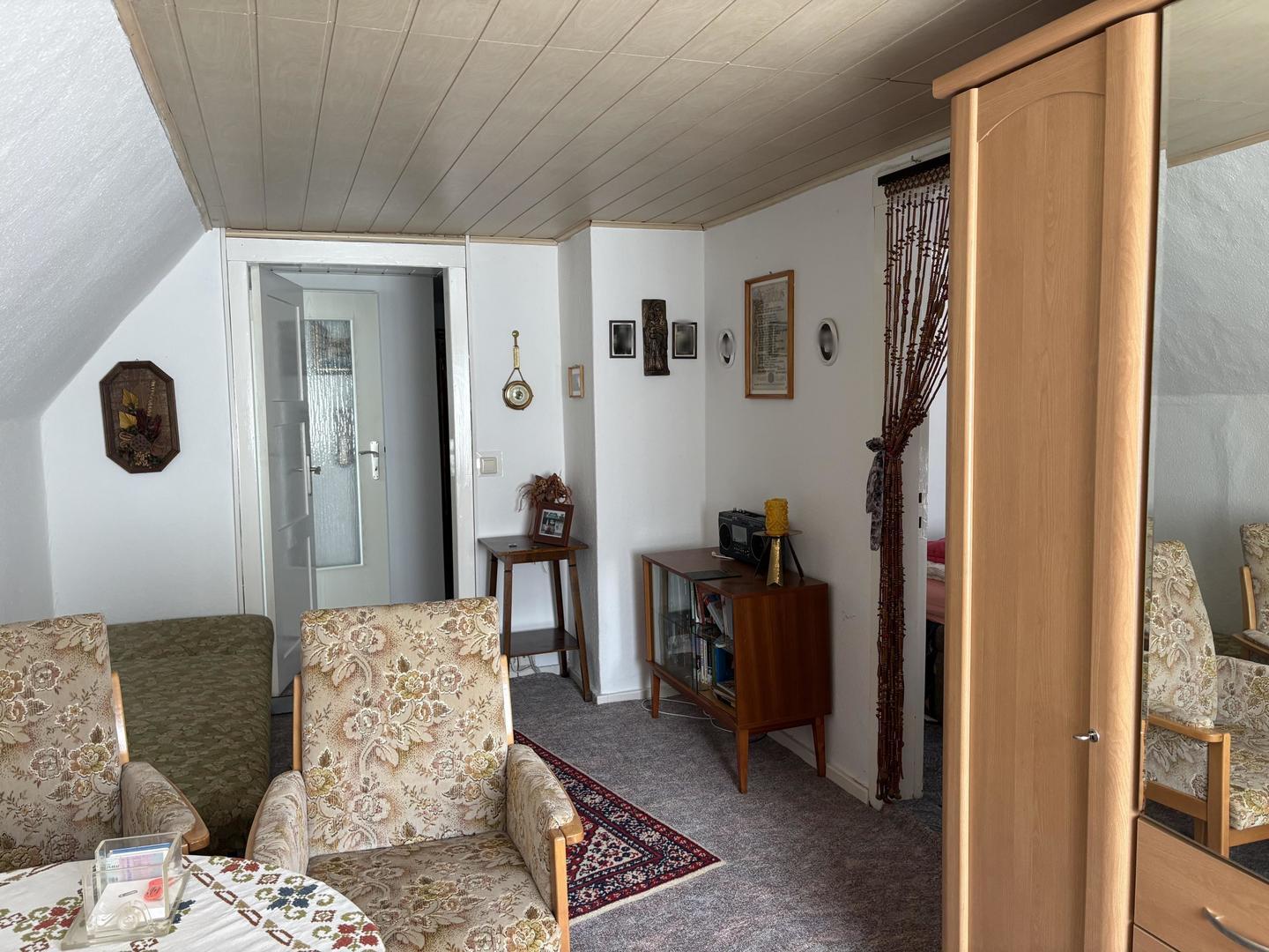 Zimmer 1 OG