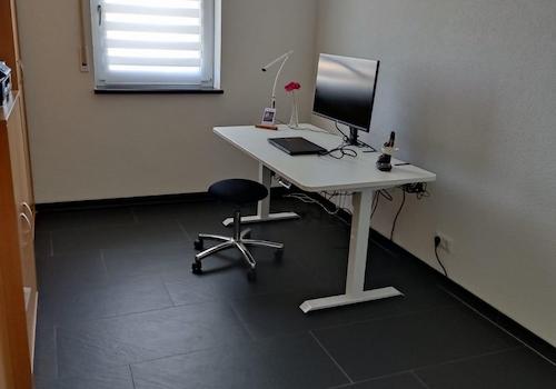 Büro EG