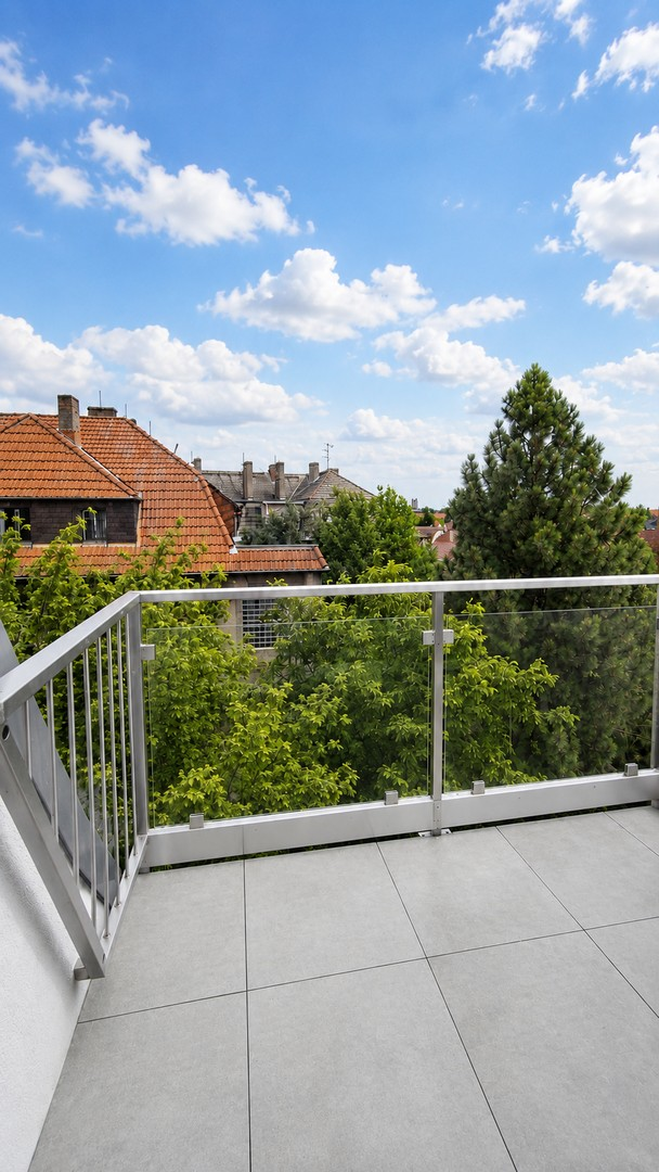 Domblick von einem Balkon