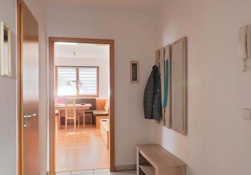 Wohnungsflur mikt Garderobe