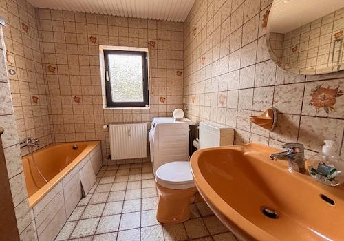 Badezimmer EG