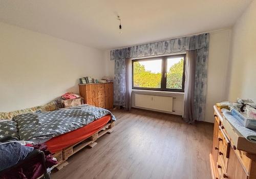 Schlafzimmer KG