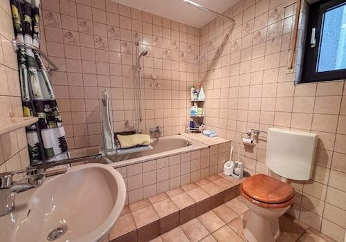 Badezimmer KG