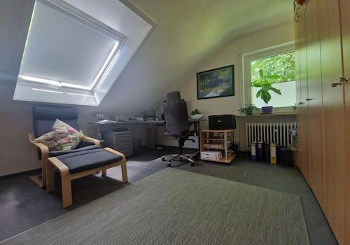 Arbeitszimmer 1, 2. OG