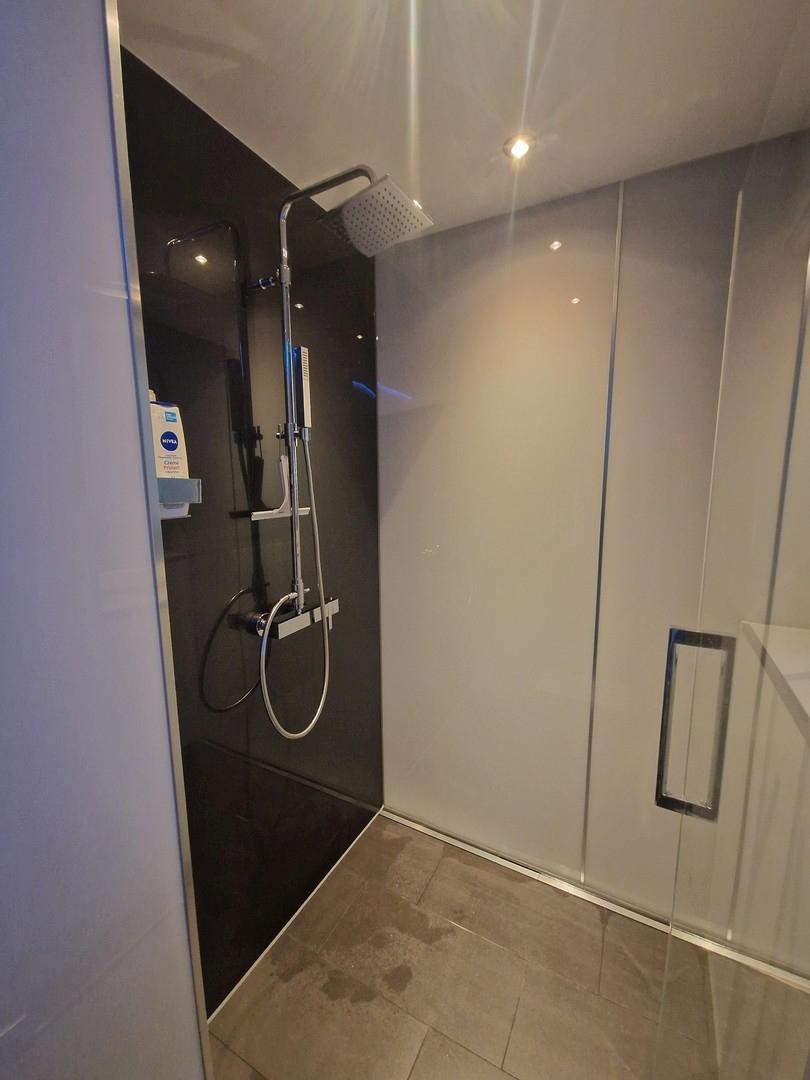 Dusche Wellness Bad 1. OG