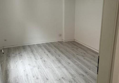 Schlafzimmer renoviert unten