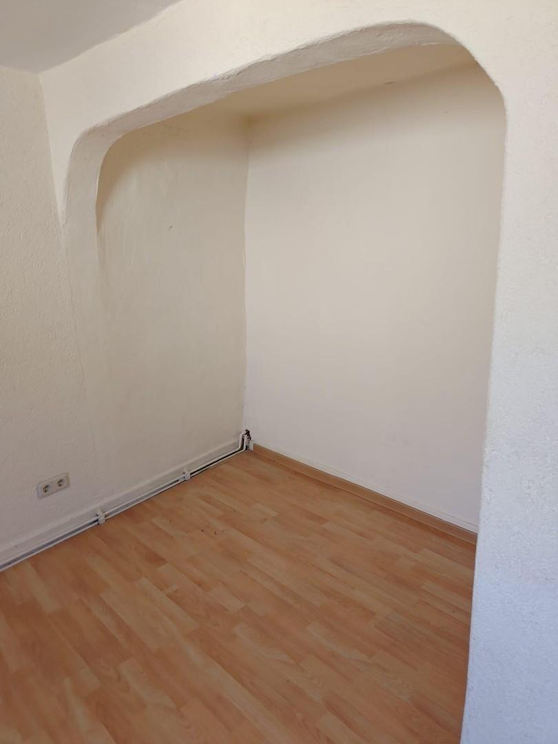 Oberge. renovierungsbedürftig