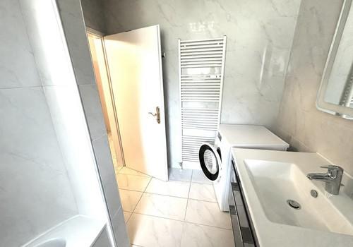 Badezimmer Ansicht 2