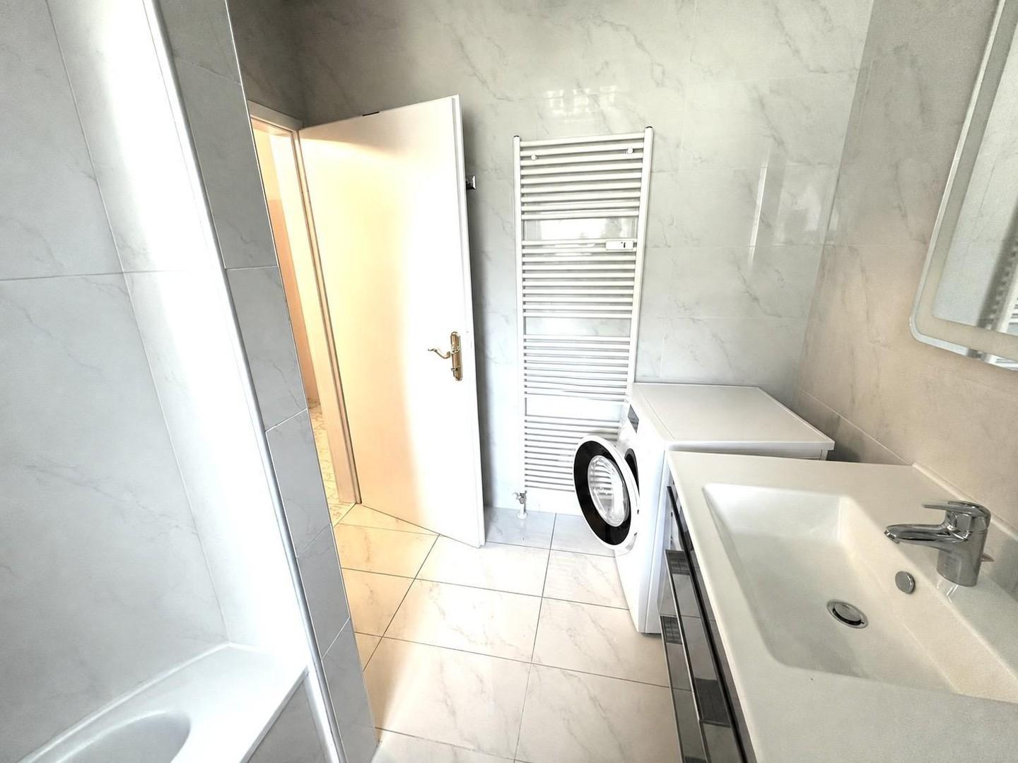 Badezimmer Ansicht 2