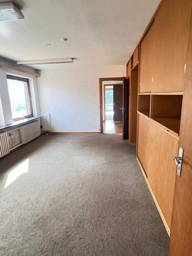 Büro EG