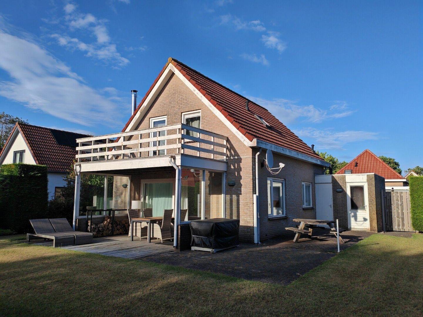 Kaufen-Ferienhaus-Holland-Ouddorp-vakantiehuistekoop-nl.webp001