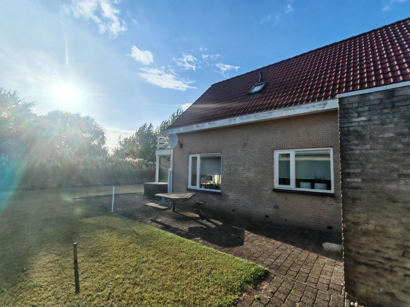 Kaufen-Ferienhaus-Holland-Ouddorp-vakantiehuistekoop-nl.webp002