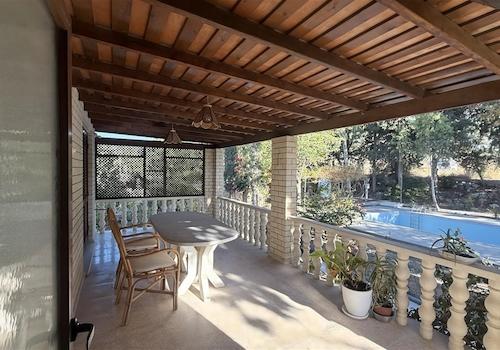 Terrasse zum Pool