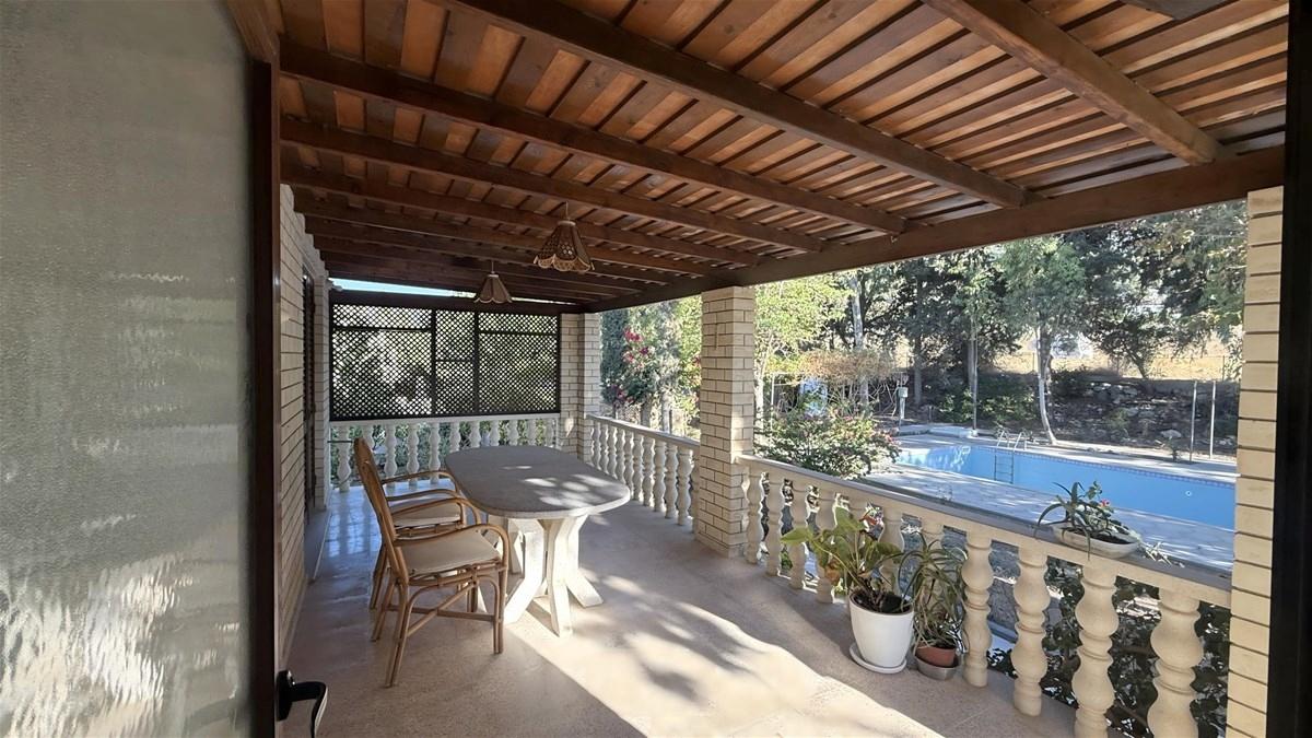 Terrasse zum Pool