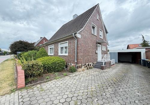 Haus mit Garage