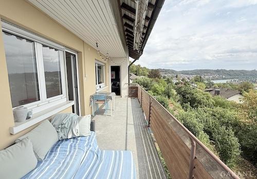 Balkon EG
