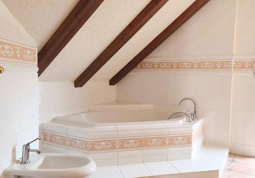 Badezimmer Dachgeschoss
