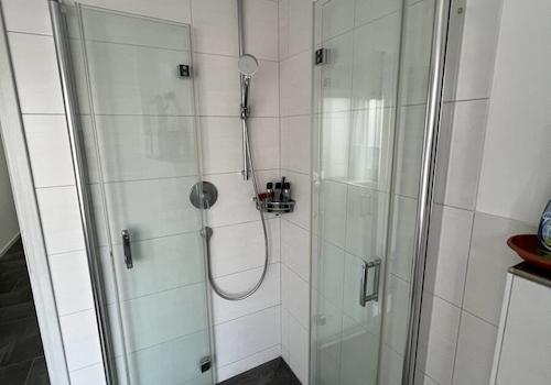 Dusche im OG
