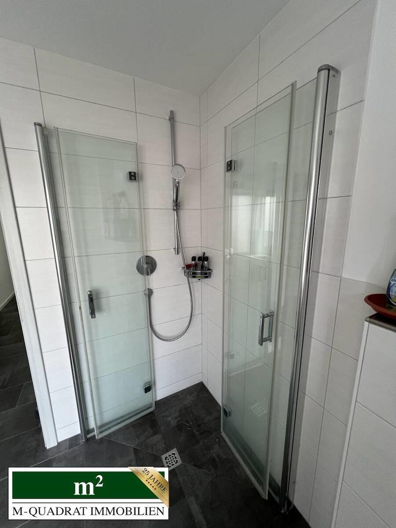Dusche im OG