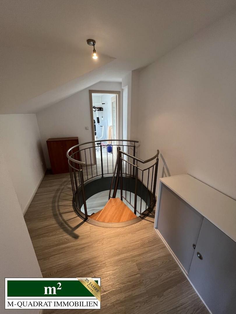 OG Wendeltreppe