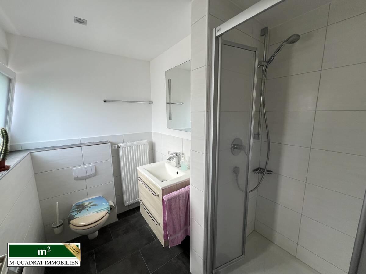 Dusche im DG