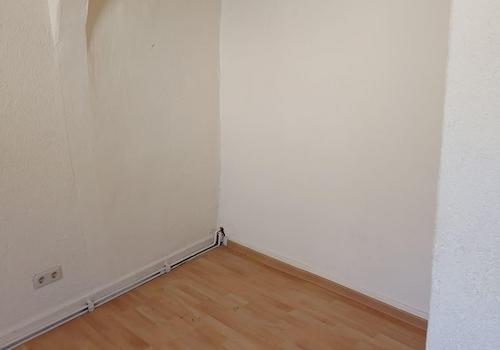 Oberge. renovierungsbedürftig