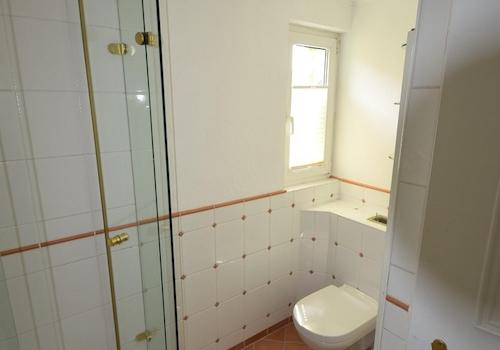 kleines Duschbad  1. OG