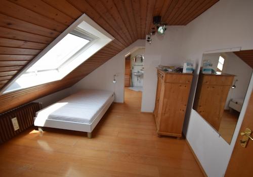 1. Zimmer  Dach